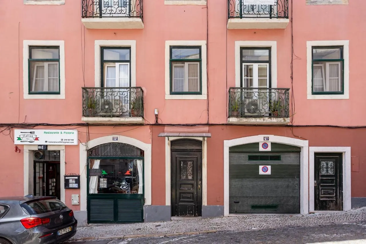 Joivy Stylish 2-Bed Apt With Balcony In Lapa, 5Mins To National Museum Of Ancient Art Apartment Lisbon